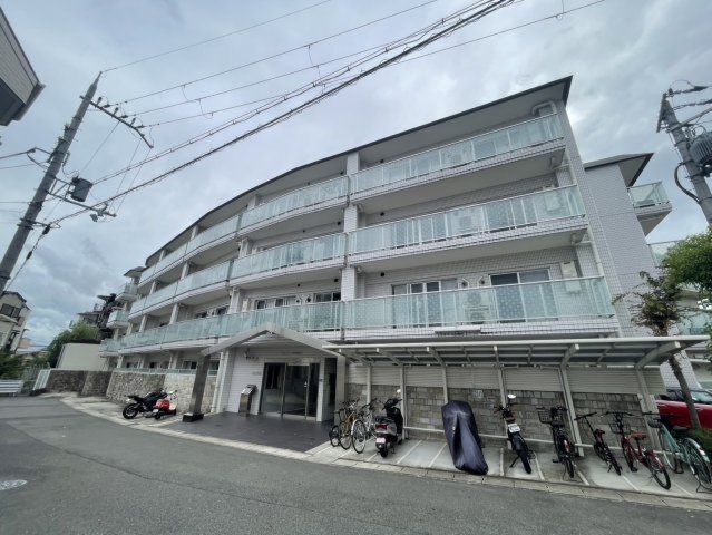 プリオーレリベルタ桂A棟