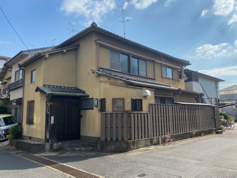 梅津中村町貸家